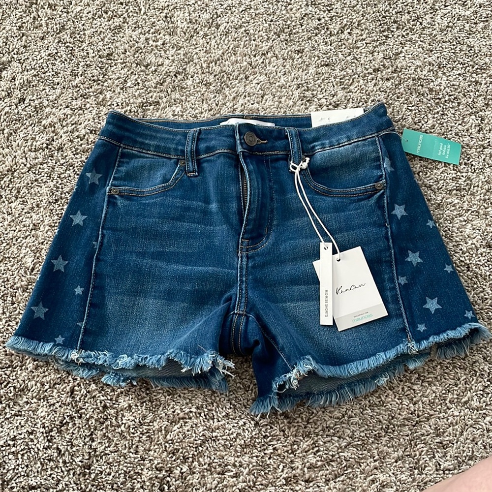 KanCan star Jean shorts